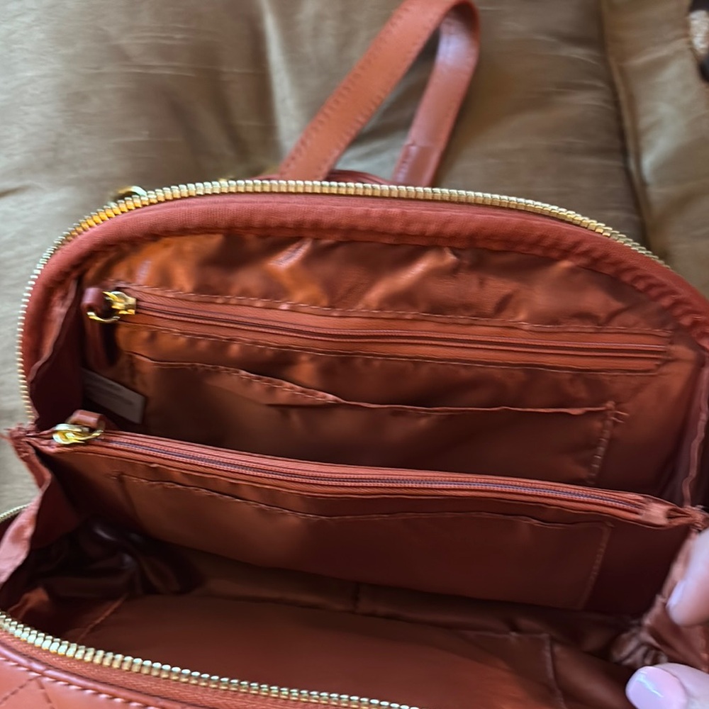 Joy & Iman Quilted Tan Gold Crossbody Bag - Picture 5 of 10